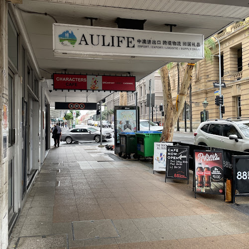 Comentarii opinii despre Characters Cafe