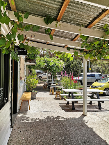 Riverbank Cafe - Hospitality and gastronomy