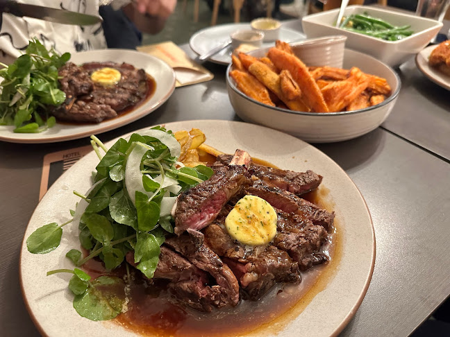 Kirribilli Hotel - Hospitality and gastronomy