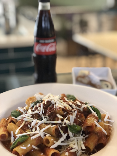 Via Della Spiga Italian Restaurant - Hospitality and gastronomy