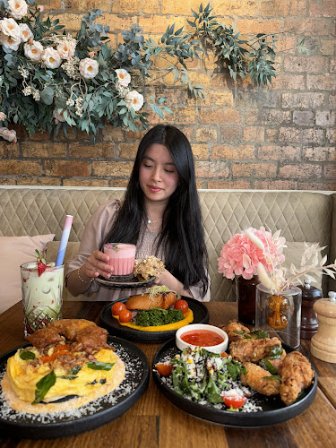 261-263 Queensberry St, Carlton VIC 3053