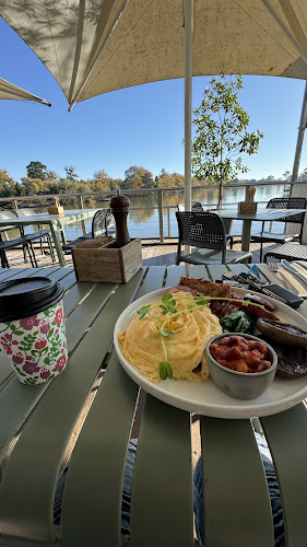 Whitby Bendigo - Hospitality and gastronomy