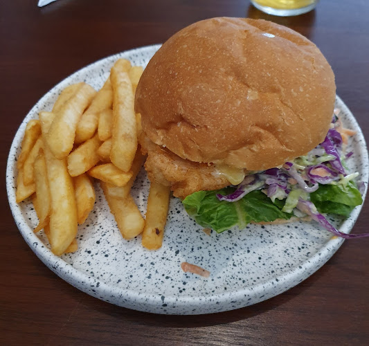 Evan's Bistro, Bar and Garden