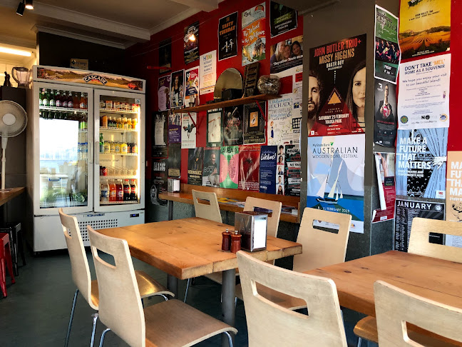 Opinii despre Sandy Bay Beach Wood fired Pizza în Sandy Bay - Hospitality and gastronomy