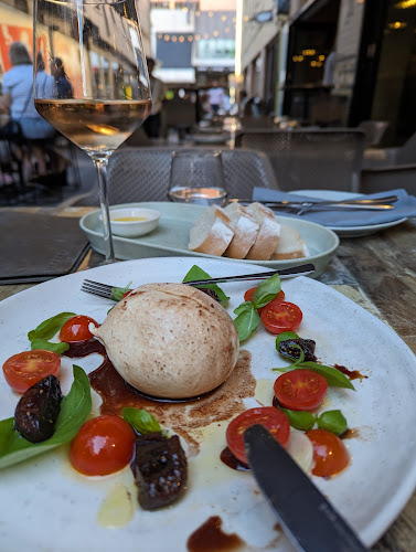 6/10 Peel St, Adelaide SA 5000