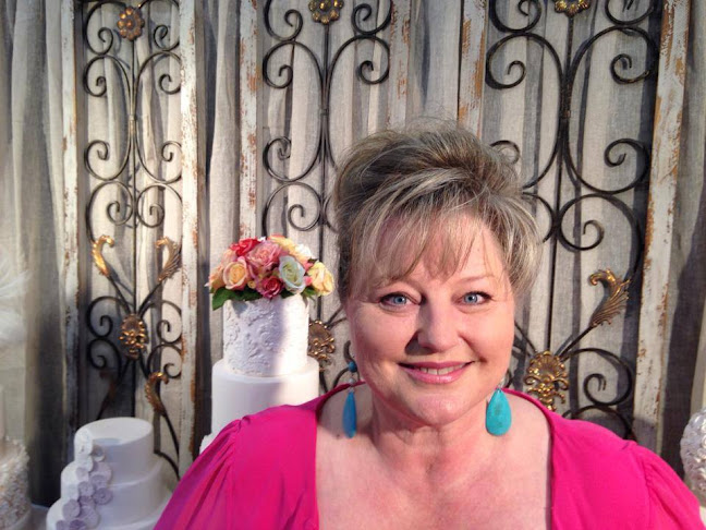 Cristarella Cakes - Hospitality and gastronomy