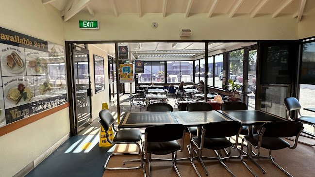 Café De Vili's - Hospitality and gastronomy