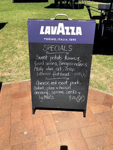 Opinii despre The Chocolate Cottage în Highfields - Hospitality and gastronomy