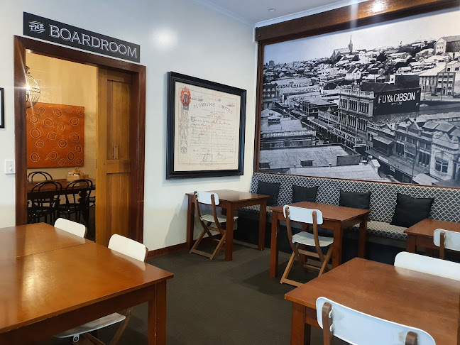 Comentarii opinii despre Cafe63 - Plumridge House