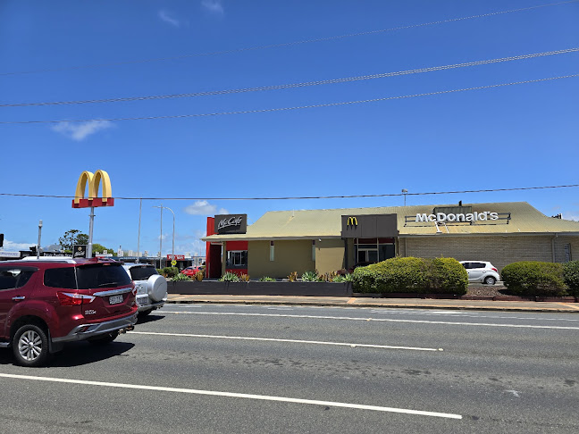 McDonald's - Hospitality and gastronomy