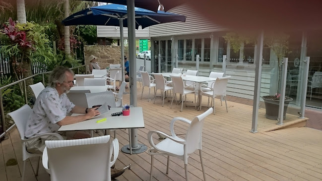 Comentarii opinii despre Ripples Licensed Cafe