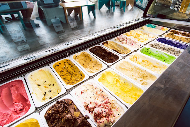 Ice Creamery & Co. - Coles Bay