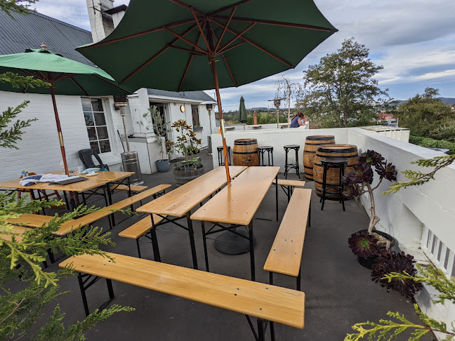 Crescent Hotel - Hospitality and gastronomy