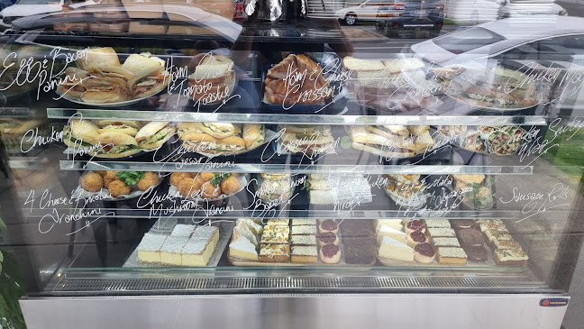 Opinii despre Black Cup Cafe în East Geelong - Hospitality and gastronomy