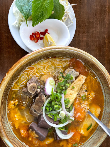 Iron Knob Bakery & Deli - Hospitality and gastronomy