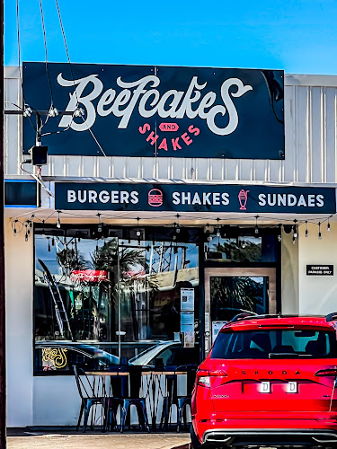 Beefcakes and Shakes | Restaurant, Grange