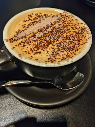 7 Burbury Cl, Barton ACT 2600