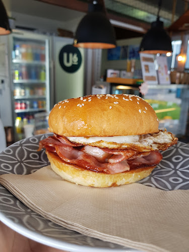 39 Tingira St, Portsmith QLD 4870