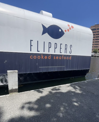 Comentarii opinii despre Flippers Cooked Seafood