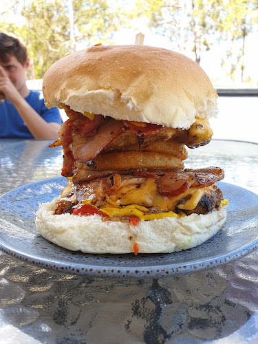 Comentarii opinii despre Ling’s Cafe & Store