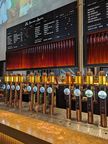 Opinii despre The Lucky Squire în Broadbeach - Hospitality and gastronomy