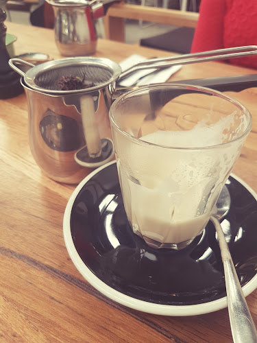 Comentarii opinii despre King Of The Castle Cafe