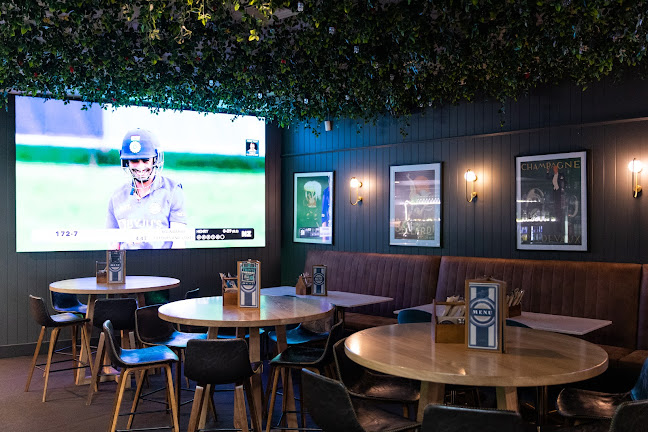 Royal Hotel Camden - Hospitality and gastronomy