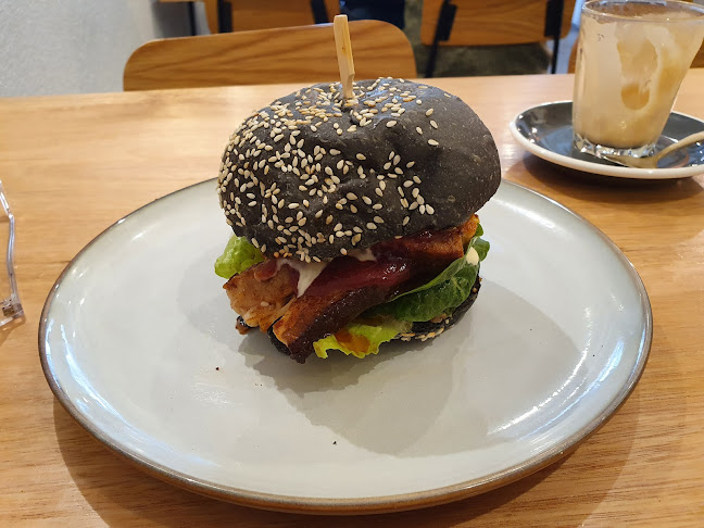 Stones Throw Cafe - Hospitality and gastronomy