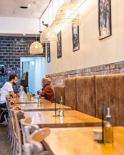 Opinii despre Shanglish Lebanese Breakfast & Brunch în Bankstown - Hospitality and gastronomy