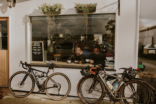 Tiny Cafe & Bookshop