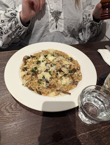 Opinii despre The Waiters Restaurant în Melbourne - Hospitality and gastronomy