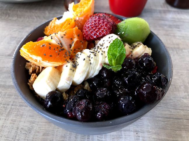 1/40-42 Hanlan St, Surfers Paradise QLD 4217