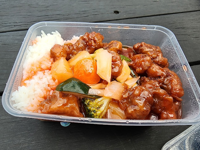 Comentarii opinii despre Benowa Highland Court