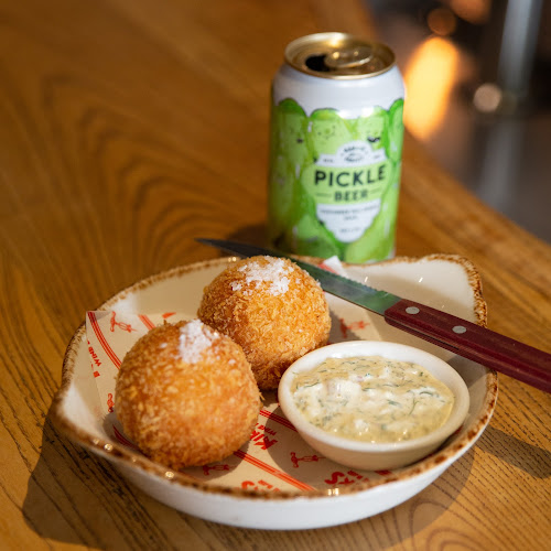 Opinii despre Le Pub and Bottle Shop în Melbourne - Hospitality and gastronomy