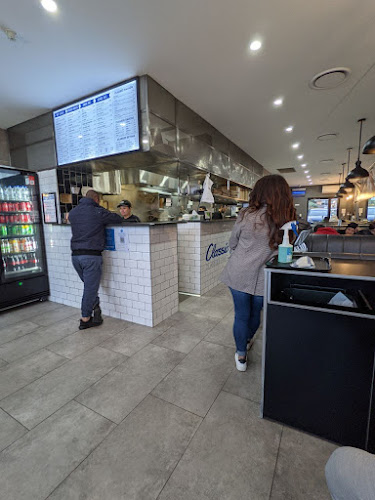 Classic Burger Yagoona - Hospitality and gastronomy