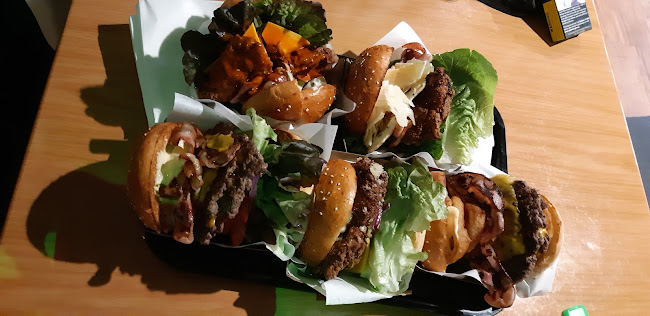 Missen Link Burgers - Hospitality and gastronomy