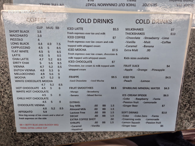 CAFFIENDS in the mall