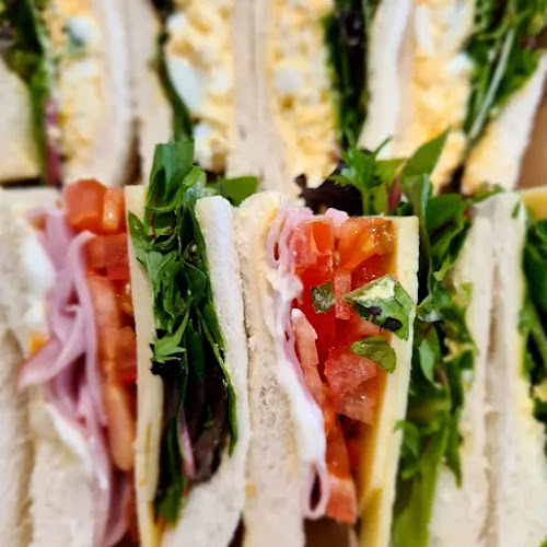 19, Coolum Shopping Village, Birtwill St, Coolum Beach QLD 4573