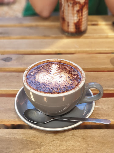 White Picket Fence - Caloundra