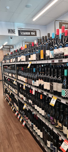 9/11 Bottleshop Sandy Bay - Hospitality and gastronomy