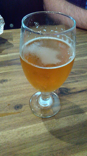 Opinii despre Monroe's Burgers & Beers în Melbourne - Hospitality and gastronomy