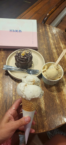 Opinii despre St Louis House of Fine Ice Cream and Desserts în North Adelaide - Hospitality and gastronomy