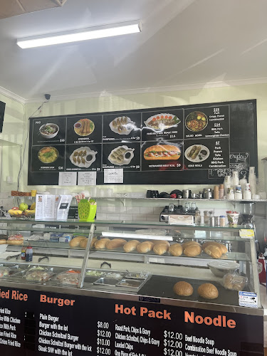 Happy Snack Bar 247 - Adelaide