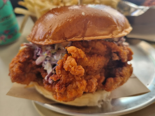 Comentarii opinii despre Short Order