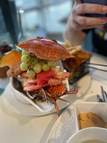 Hervey Bay Boat Club - Hospitality and gastronomy