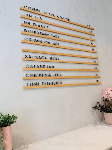 Lode Pies & Pastries Surry Hills - Hospitality and gastronomy