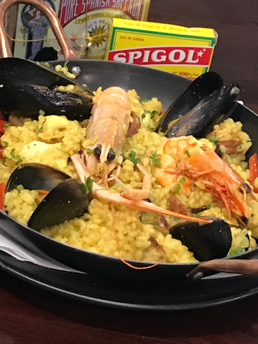 Opinii despre Palavas les Flots International Restaurant în Torquay - Hospitality and gastronomy