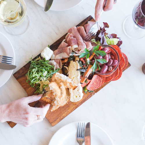 Opinii despre The Lake View Hotel în Lake Wendouree - Hospitality and gastronomy