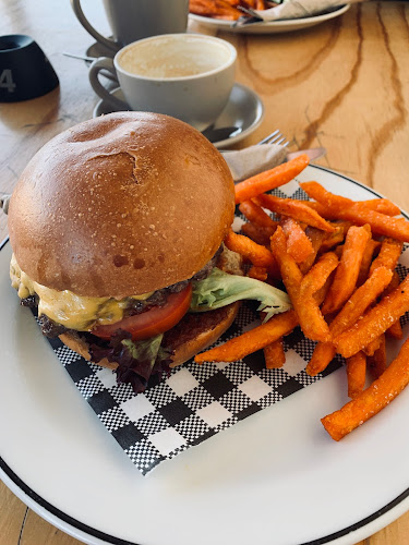 Comentarii opinii despre Some Cafe