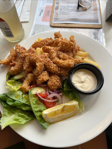 Pelican Waters Tavern - Hospitality and gastronomy